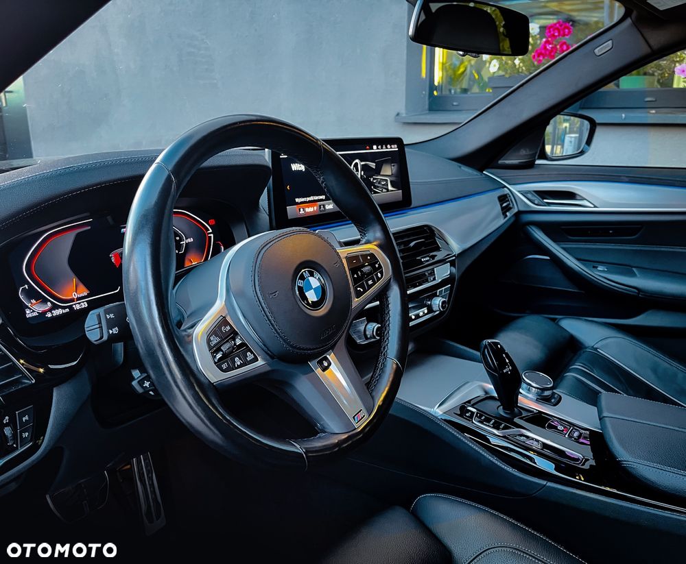 BMW Seria 5 520d xDrive mHEV M Sport sport - 16