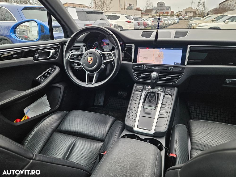 Porsche Macan - 6