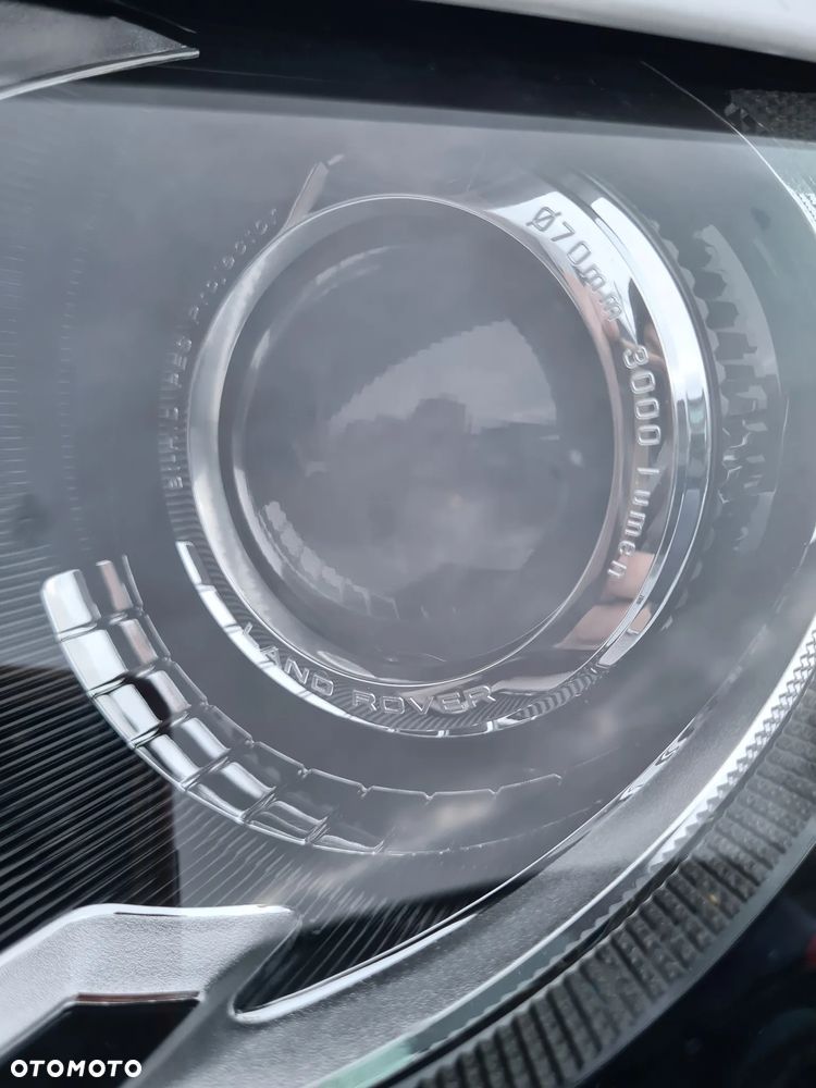 Land Rover Discovery Sport 2.0 TD4 HSE - 32