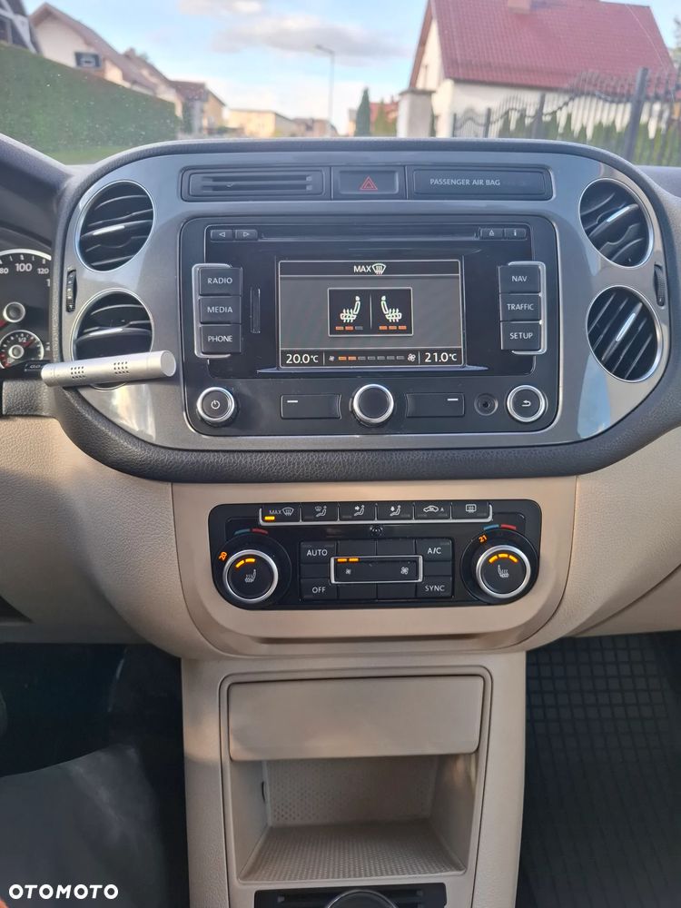 Volkswagen Tiguan - 32