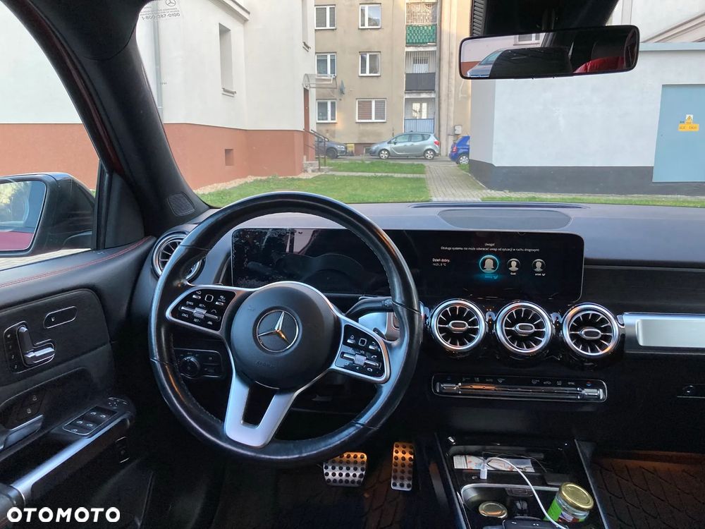 Mercedes-Benz GLB 250 4-Matic AMG Line 8G-DCT - 4