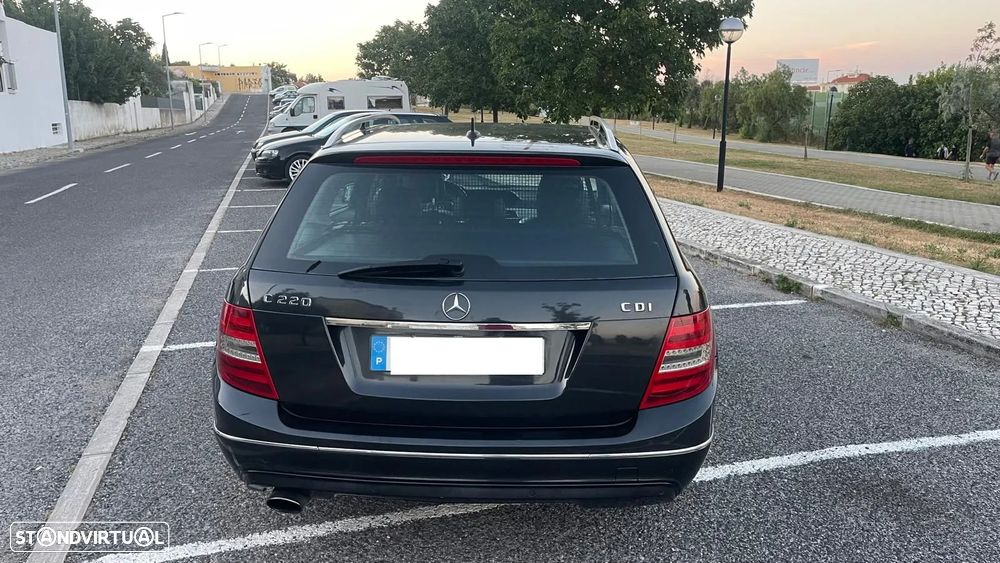 Mercedes-Benz C 220 Station CDI DPF (BlueEFFICIENCY) 7G-TRONIC Avantgarde - 7