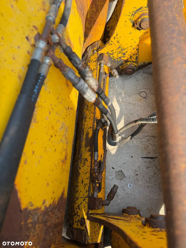 JCB 4CX - 5