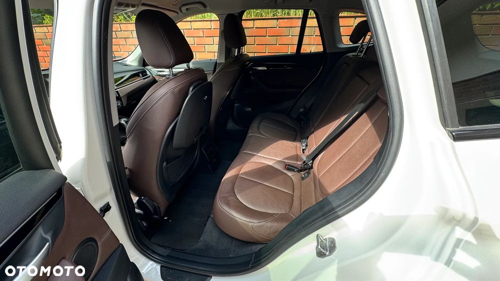 BMW X1 xDrive20i xLine - 7