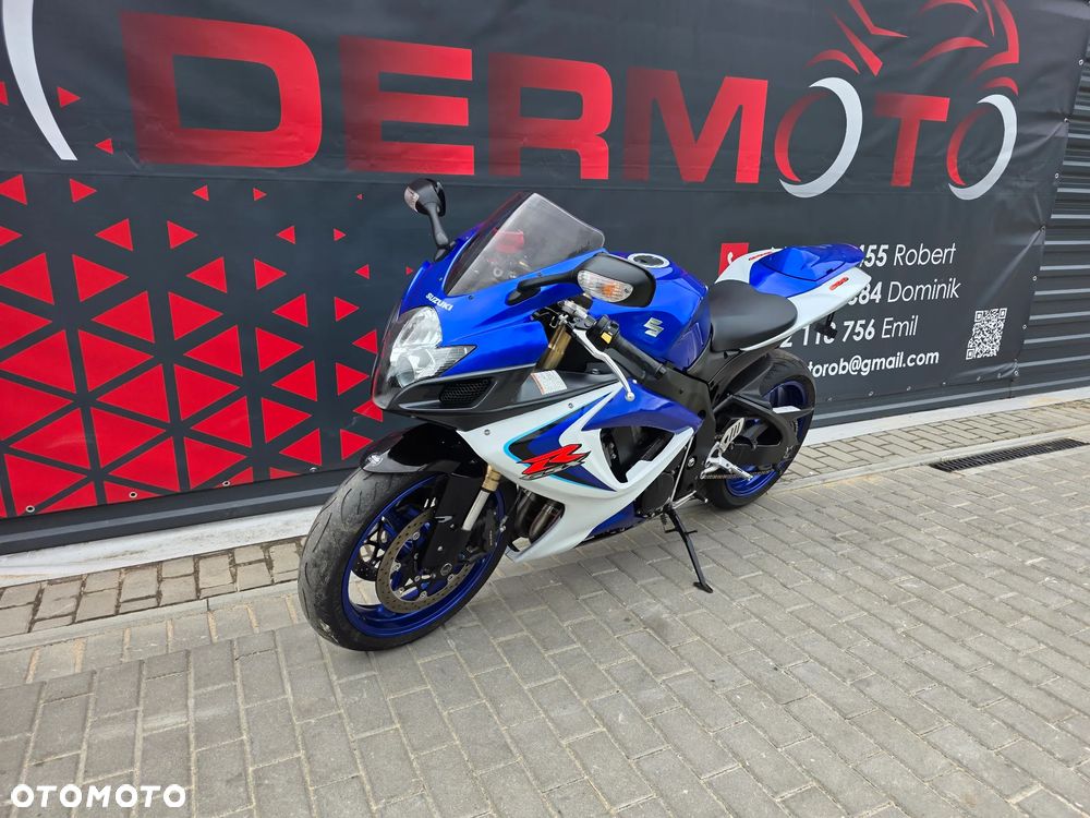 Suzuki GSX-R - 32