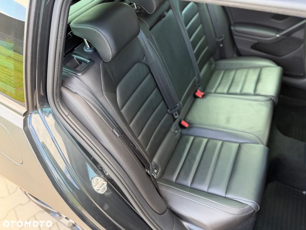 Volkswagen Golf Variant 2.0 TDI BMT GTD DSG - 36