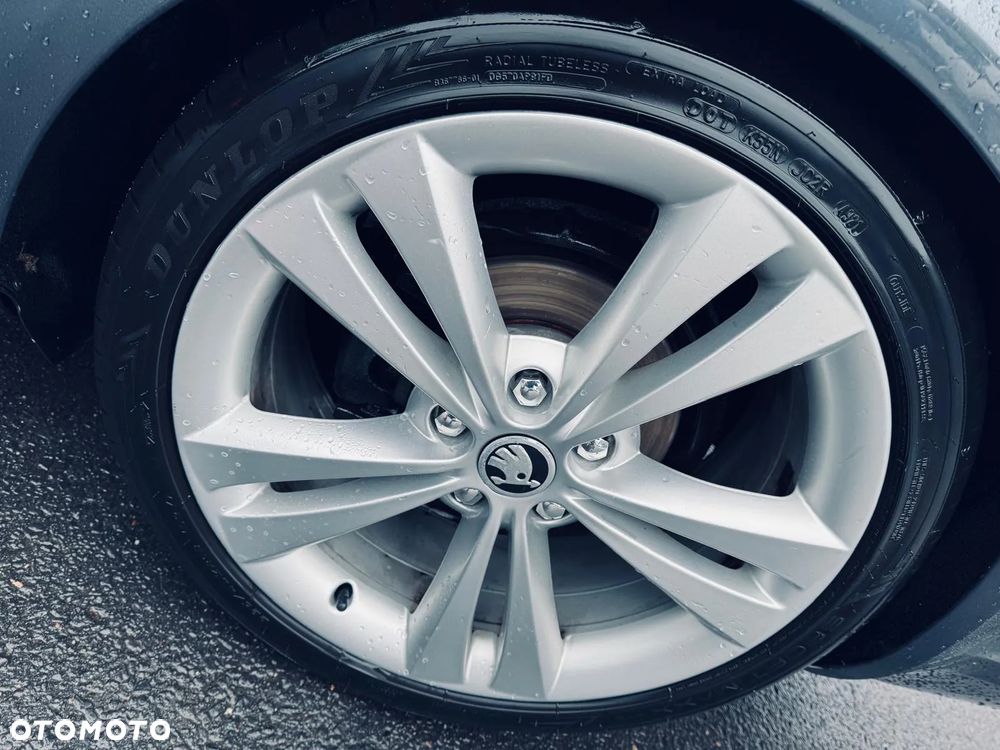 Skoda Octavia 1.8 TSI Laurin & Klement - 12