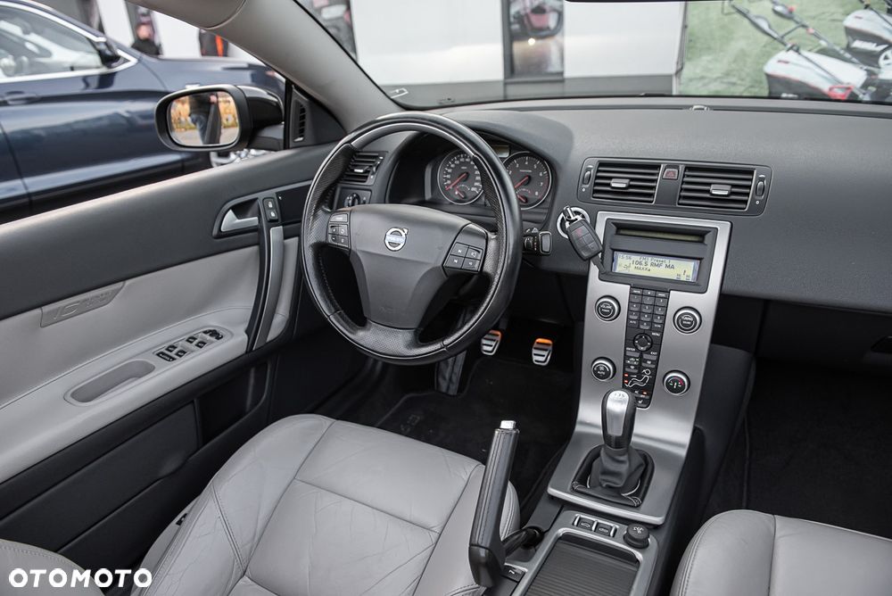 Volvo C70 2.4i Summum - 23