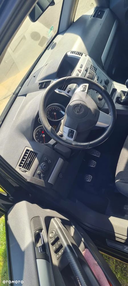 Opel Zafira - 7