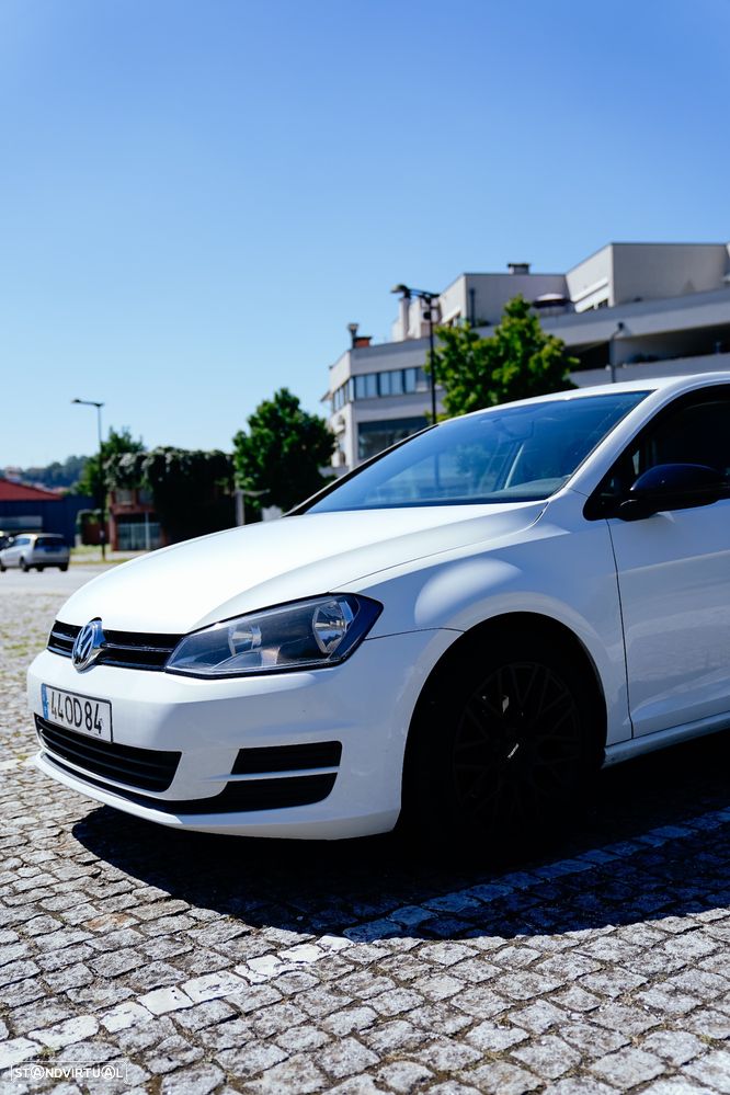 VW Golf - 5