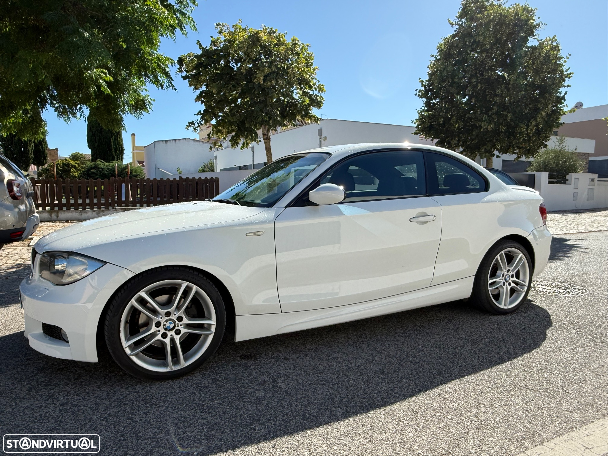 BMW 120 d Coupe Limited Edition Lifestyle c/ M Sport Pack - 9
