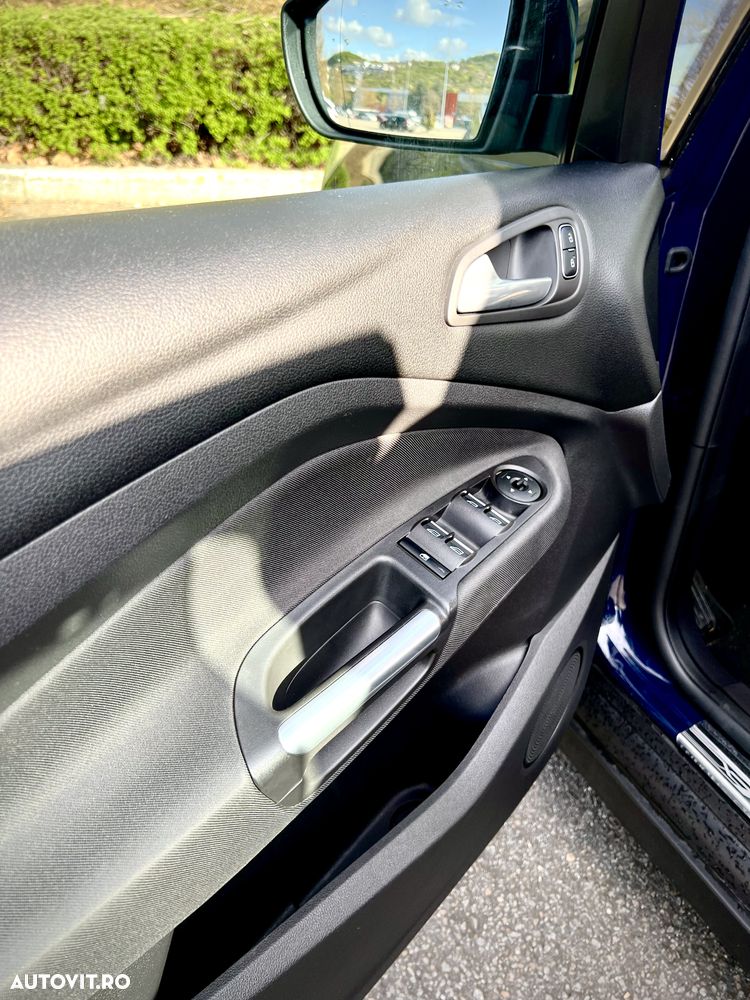 Ford C-Max 2.0 TDCi Powershift Titanium - 6