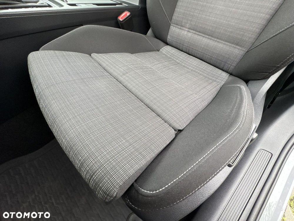Volkswagen Passat 2.0 TDI SCR Style DSG - 14