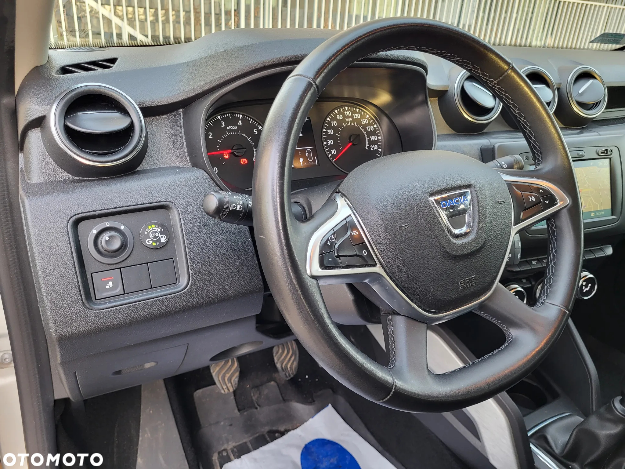 Dacia Duster 1.0 TCe Prestige - 9