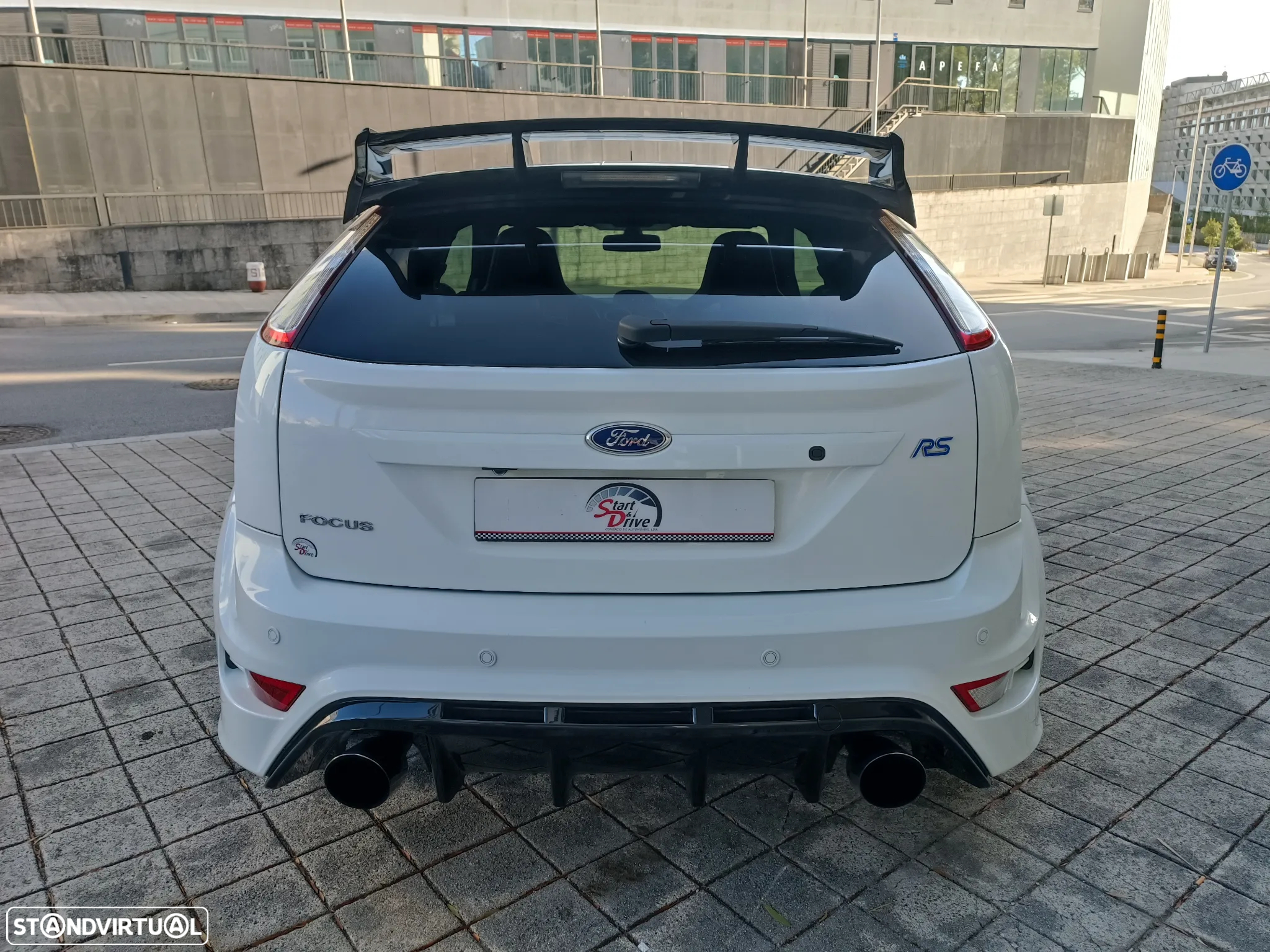 Ford Focus 2.5 T RS - 9