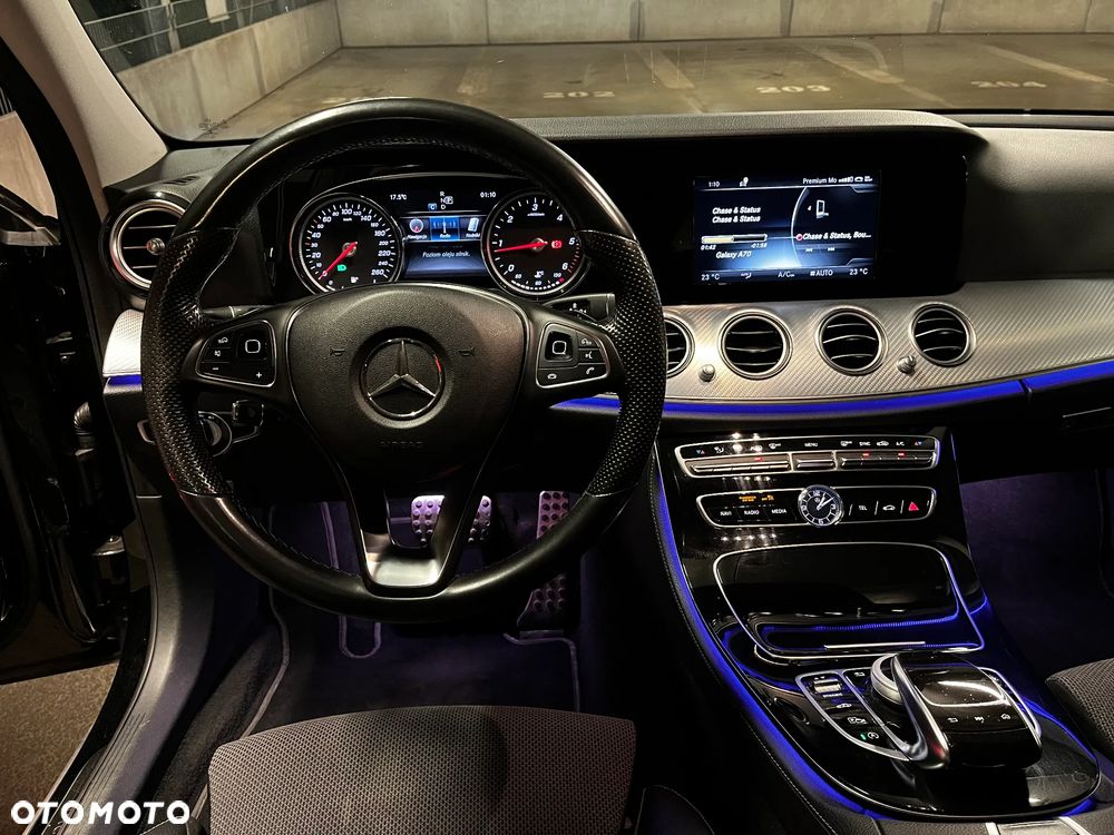Mercedes-Benz Klasa E 220 d 4-Matic All-Terrain - 17