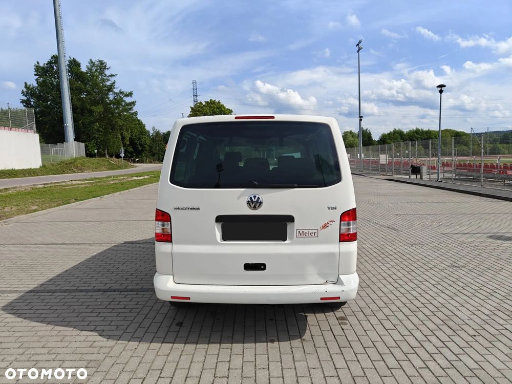 Volkswagen Multivan - 5