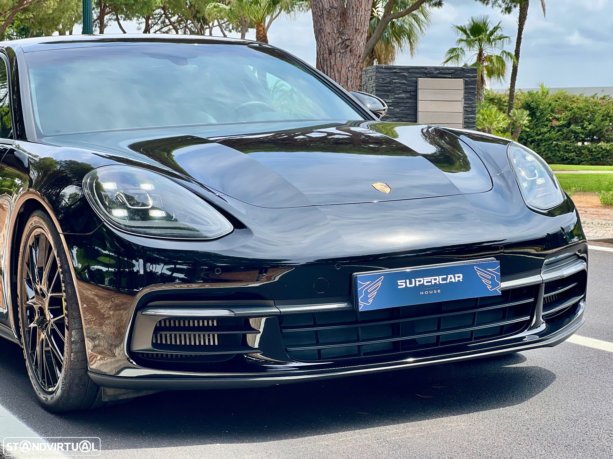 Porsche Panamera 4 E-Hybrid - 25