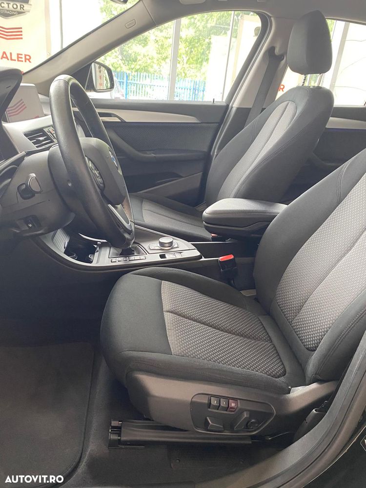 BMW X1 sDrive18d AT - 16