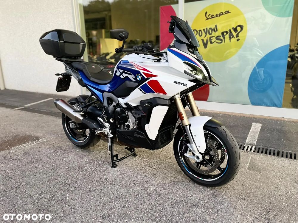 BMW XR - 3