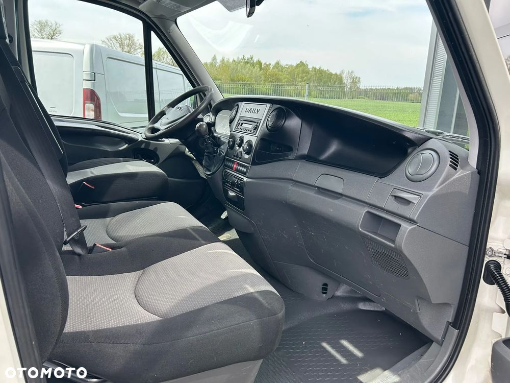 Iveco Daily 50C15 35C15 3.0 HPI MOCNY HDS 2020kg Palfinger PC3300 + skrzynia **Wzmocnione zawieszenie**Klima**DMC 3,5t**Na bliźniakach**Hak 3,5t.** - 13