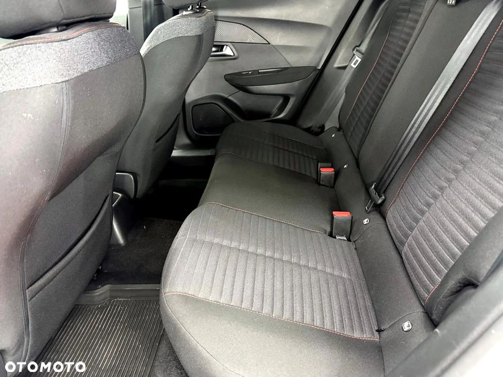 Peugeot 2008 PureTech 100 Style - 29