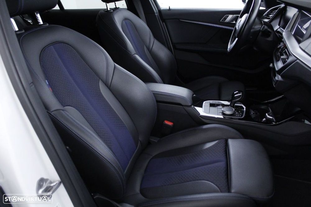 BMW 116 d Pack Desportivo M Auto - 15