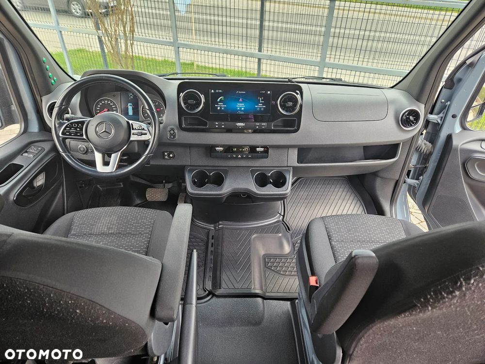 Mercedes-Benz Sprinter Long PRO 9G-Tronic 907.235 - 10