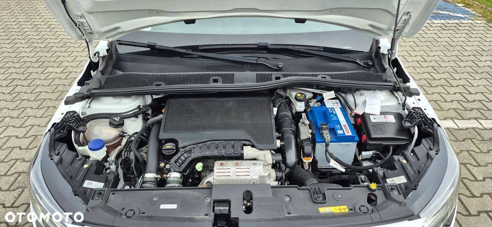 Opel Corsa 1.2 Elegance S&S - 33
