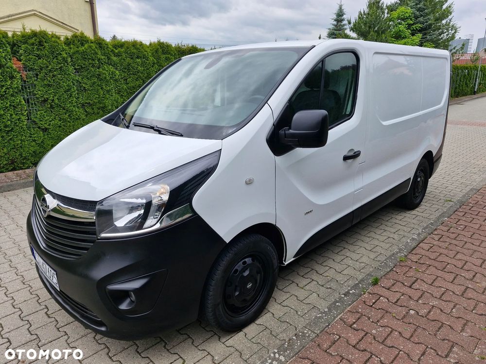 Opel Vivaro - 1