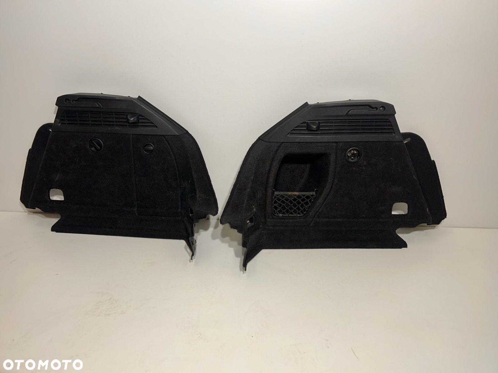 BOCZKI BOCZEK BAGAŻNIKA AUDI A3 8V KOMPLET LAWY PRAWY   8V3 863 879 D - 1