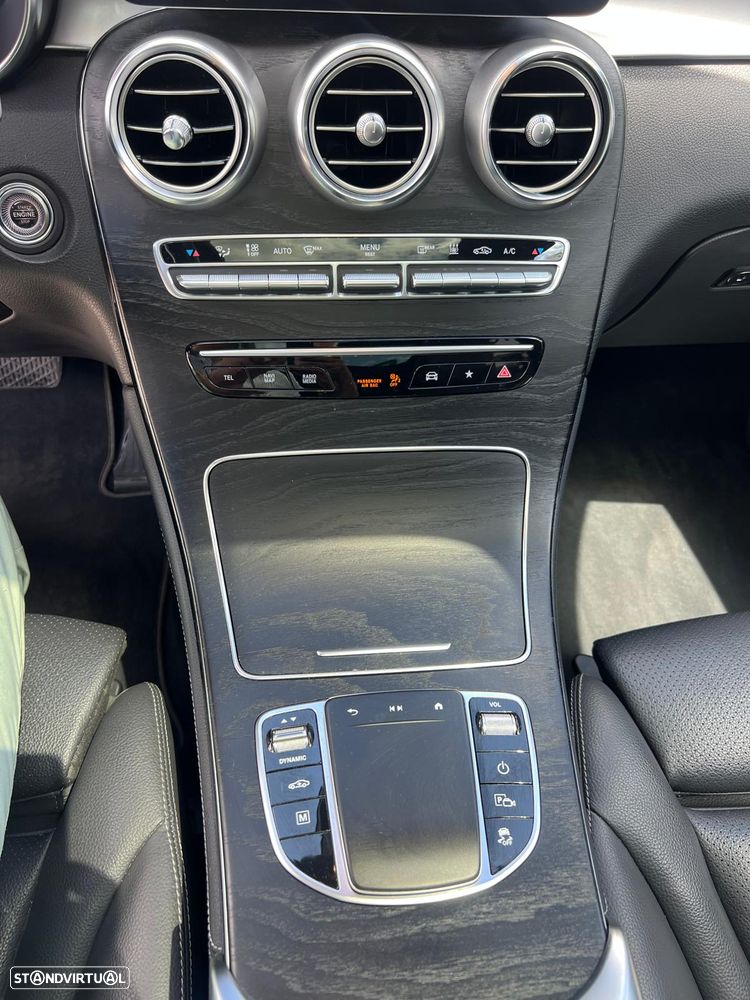 Mercedes-Benz GLC 300 e 4Matic - 22
