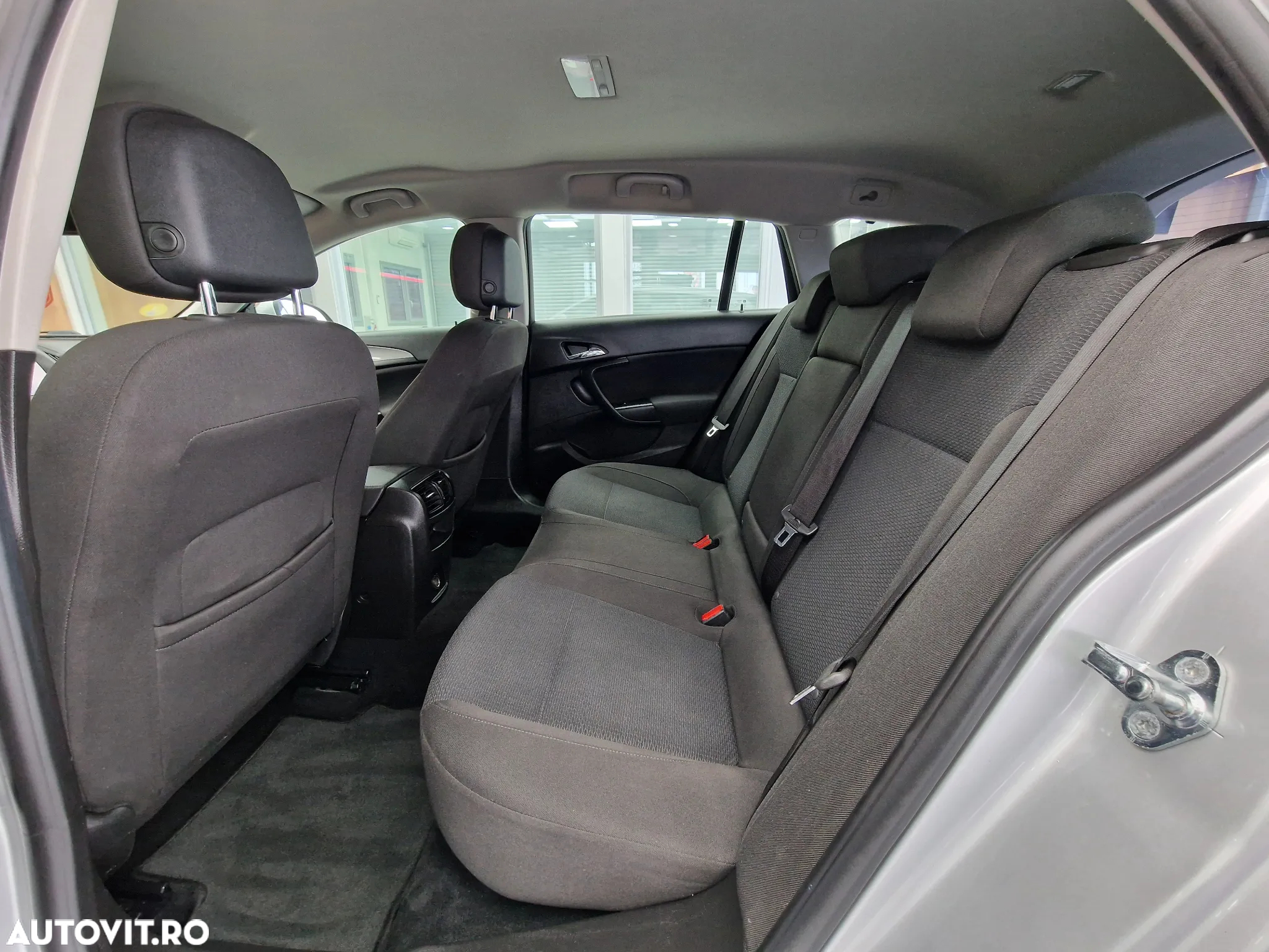 Opel Insignia - 7