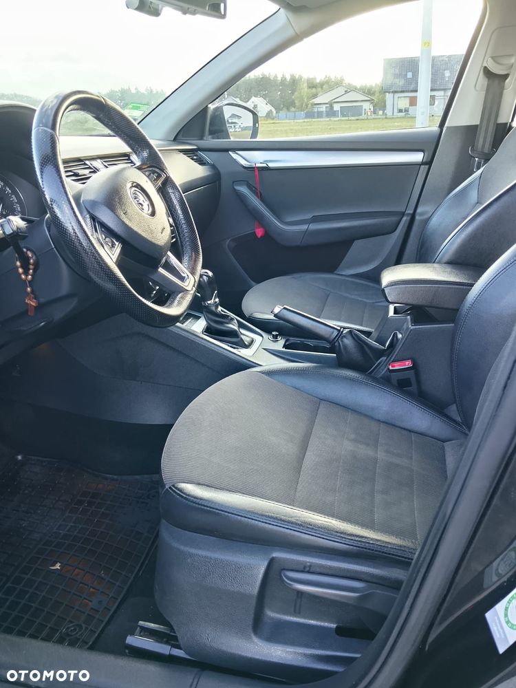 Skoda Octavia 2014 photo 4