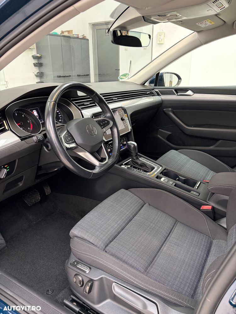 Volkswagen Passat 2.0 TDI DSG Comfortline - 10