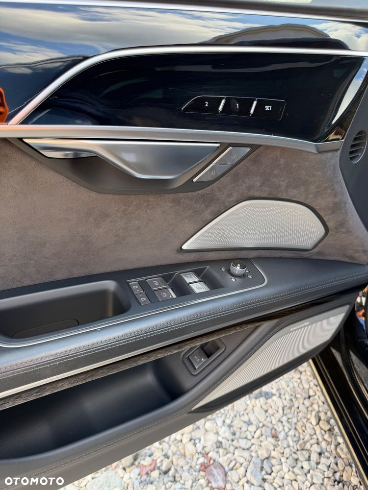 Audi A8 - 29