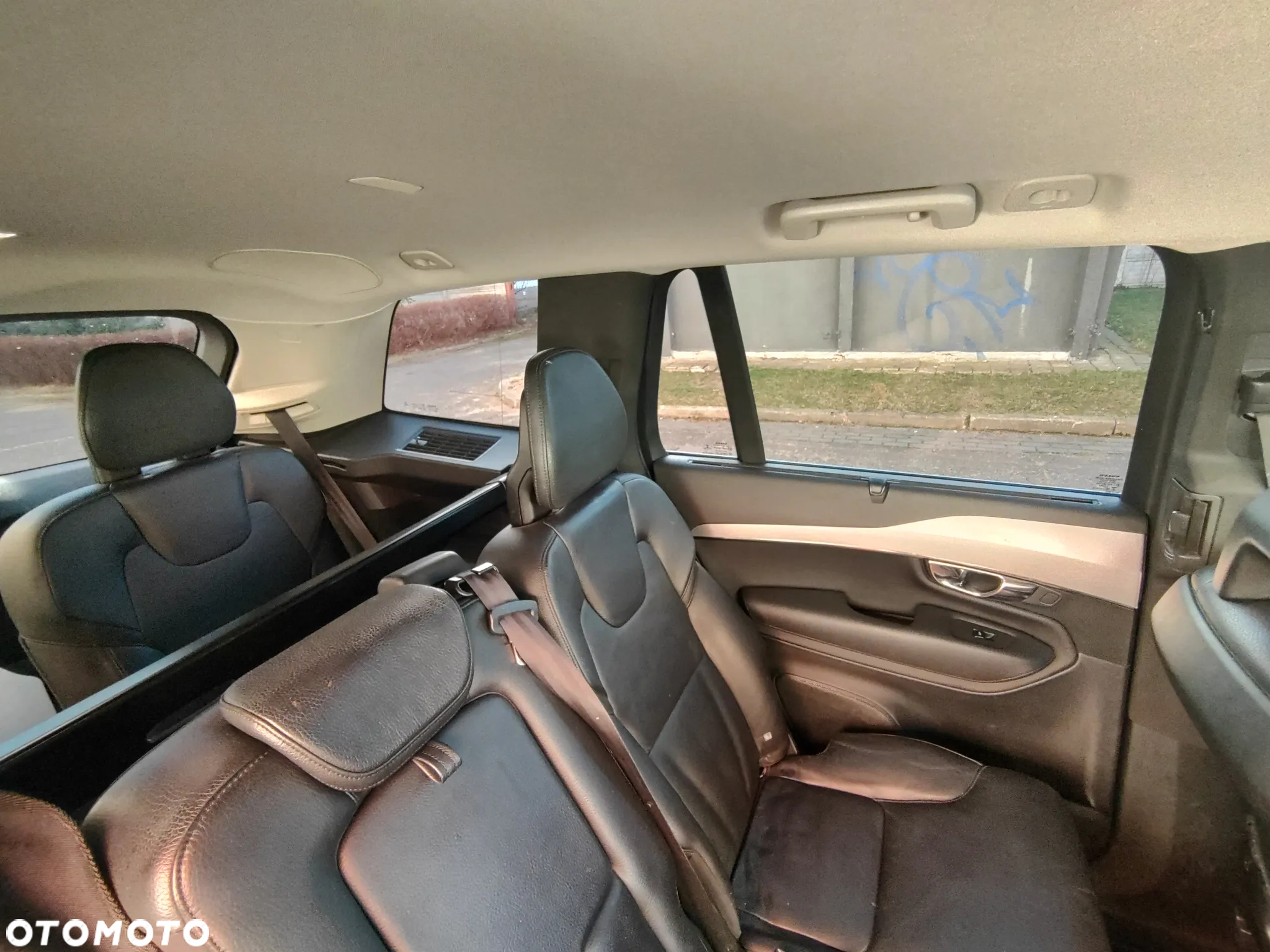Volvo XC 90 D5 AWD Momentum 7os - 8