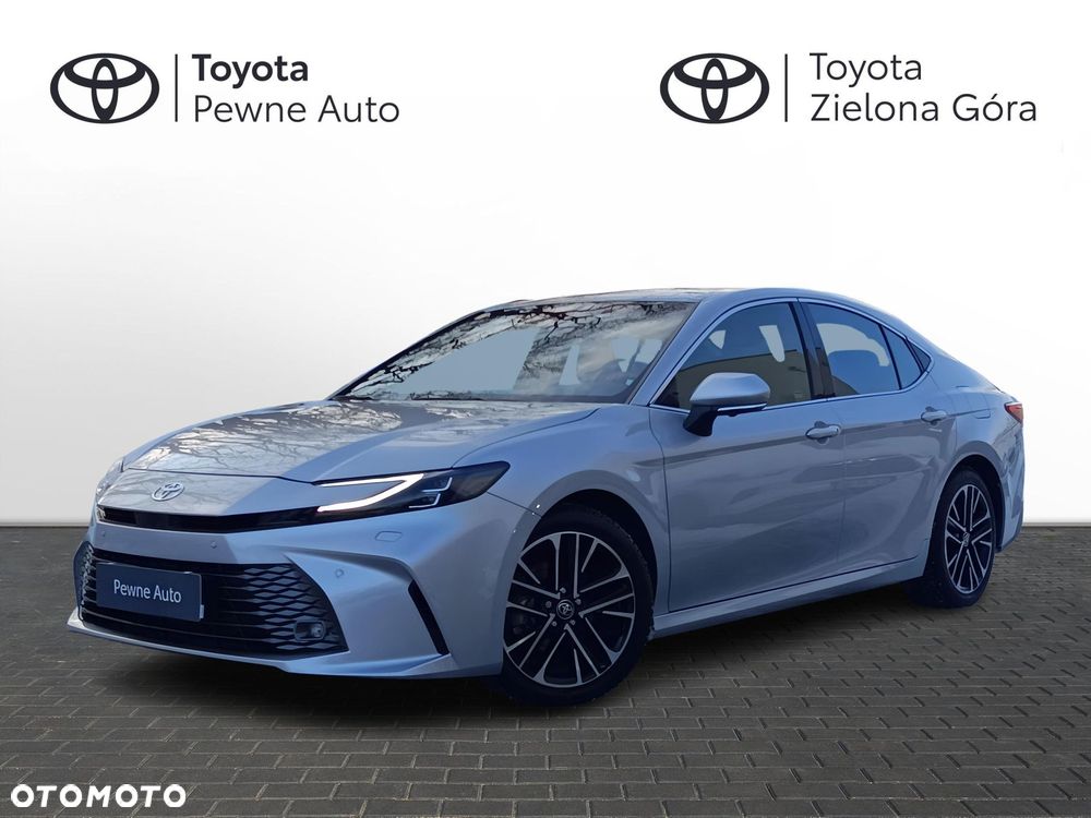Toyota Camry - 2