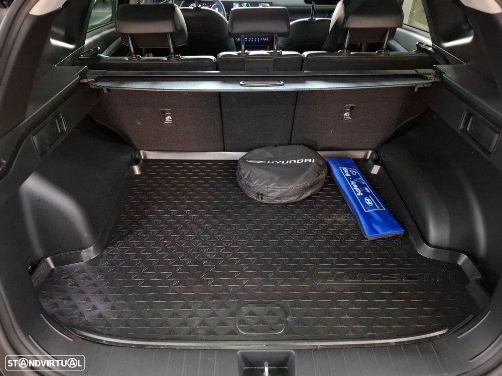 Hyundai Tucson 1.6 T-GDI PHEV e-Vanguard + TT - 26