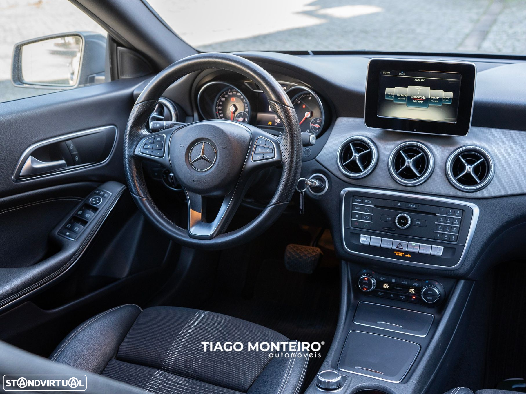 Mercedes-Benz CLA 180 Shooting Brake d Urban - 22