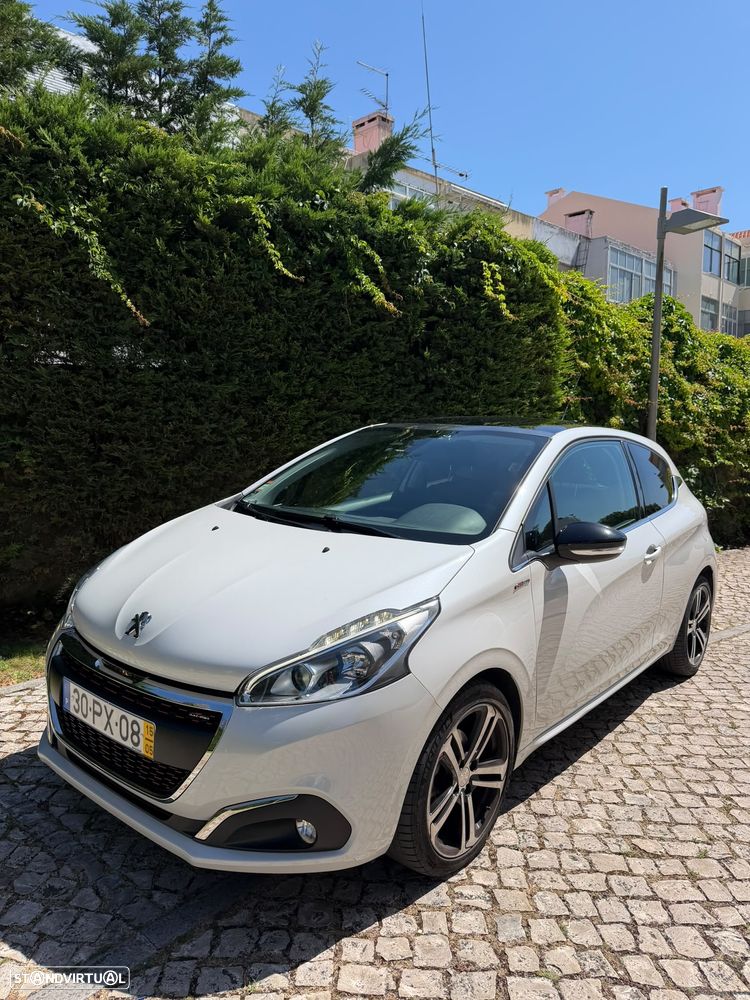 Peugeot 208 1.2 PureTech GT Line EAT6 - 1