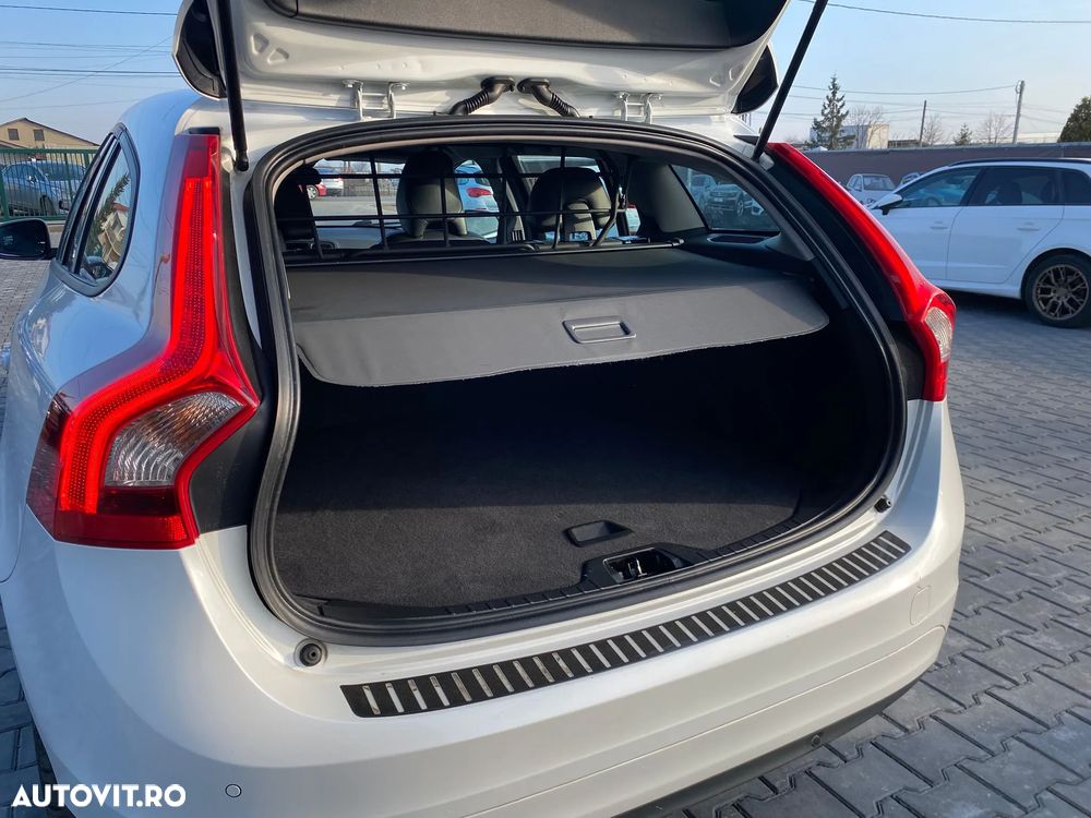 Volvo V60 D3 Kinetic - 9