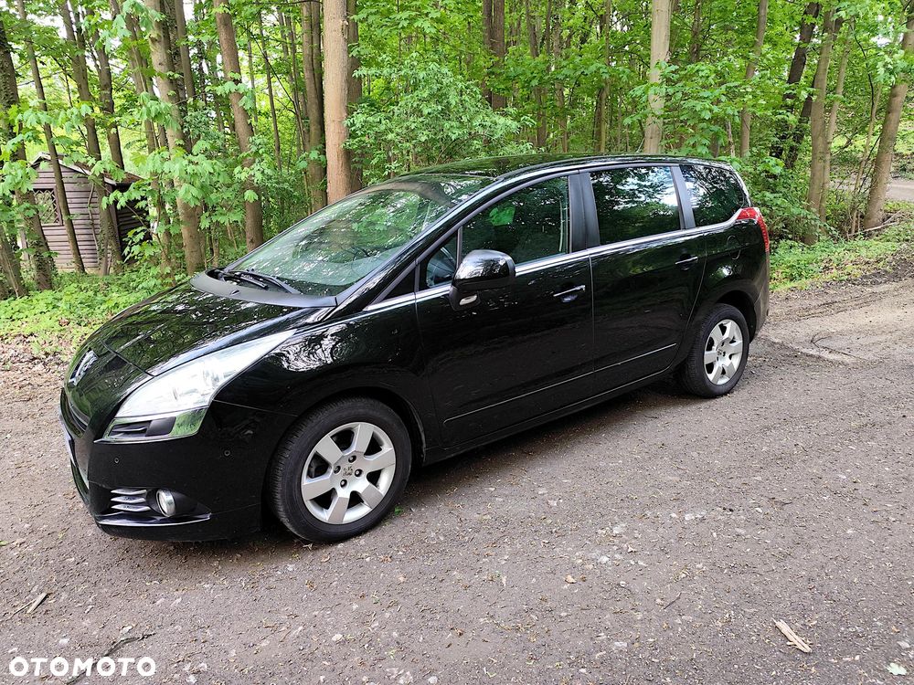 Peugeot 5008 HDI FAP 150 Family - 6