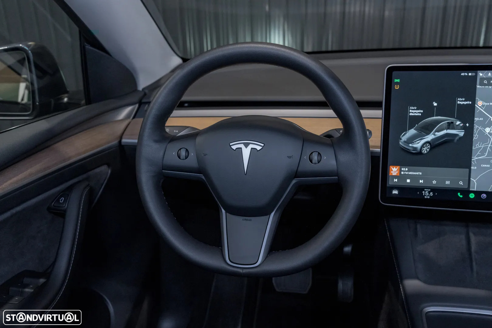 Tesla Model Y Long Range Dual Motor AWD - 10