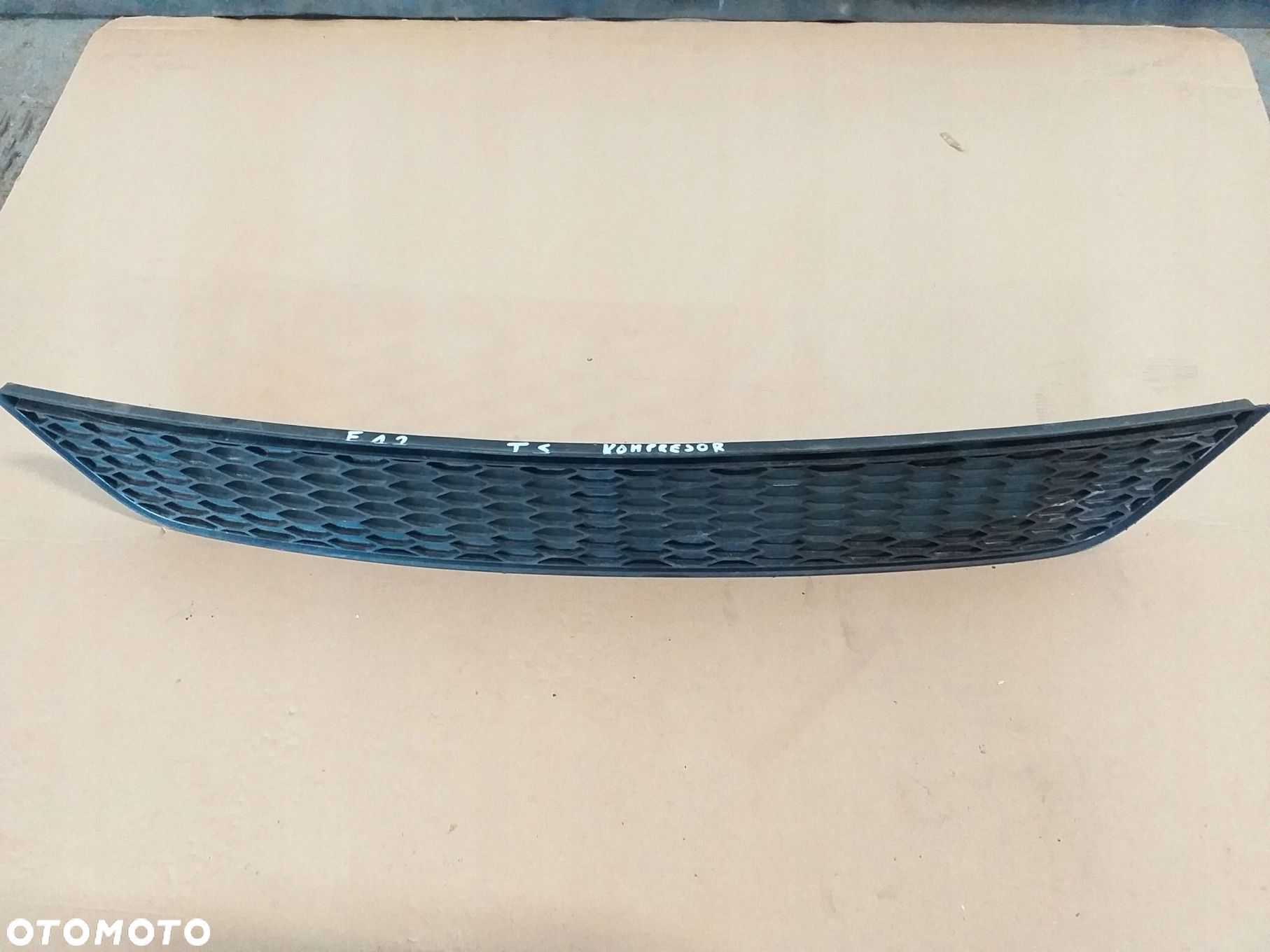 Toyota Corolla E12 TS Kompresor kratka zderzaka - 1