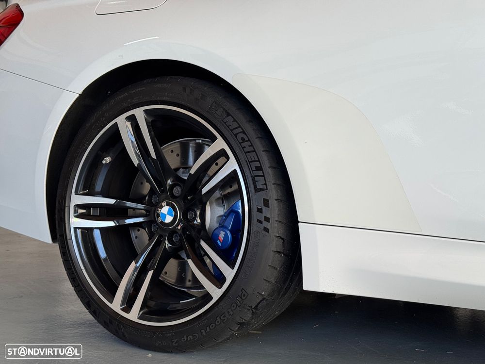BMW M4 Auto - 7
