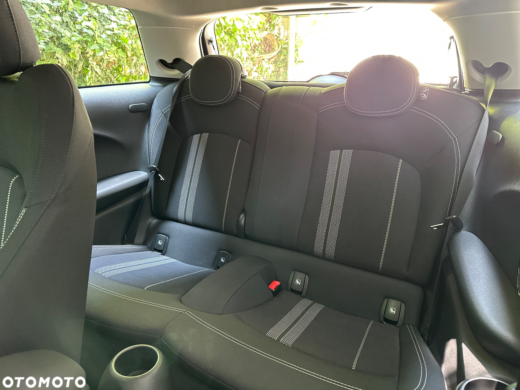 MINI Cooper SE Essential Trim - 14