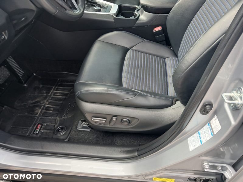 Toyota RAV4 2.5 Hybrid Selection 4x2 - 6