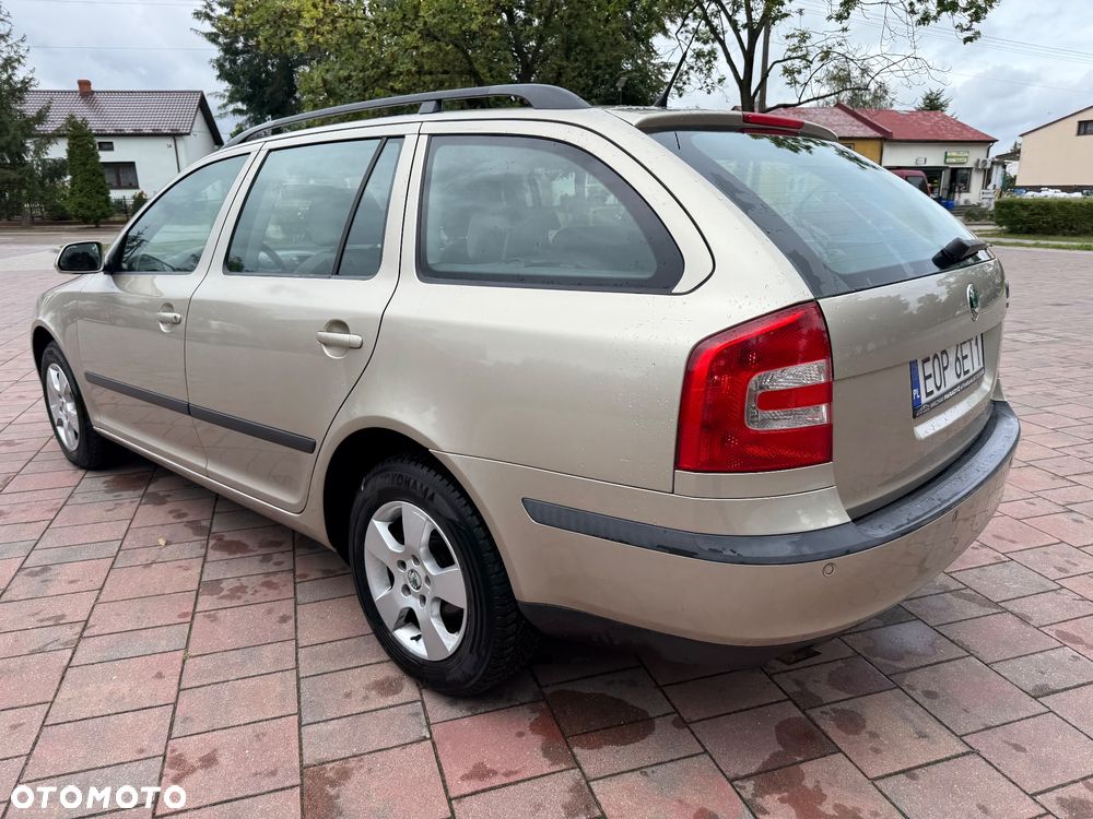 Skoda Octavia 1.6 Automatik Elegance - 31