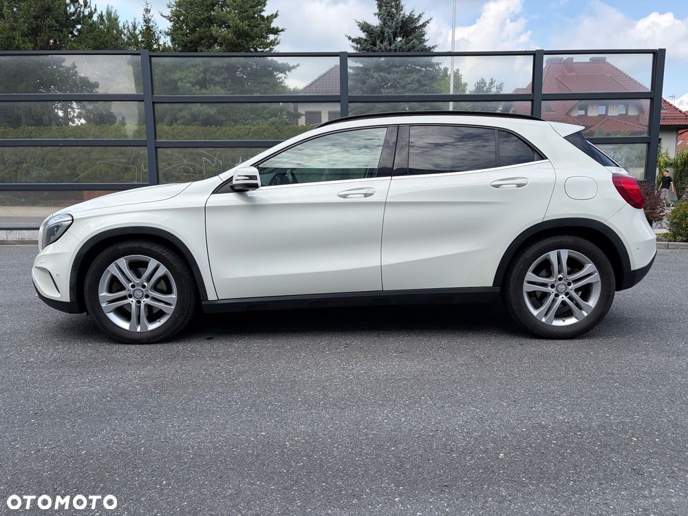 Mercedes-Benz GLA 250 4-Matic - 7